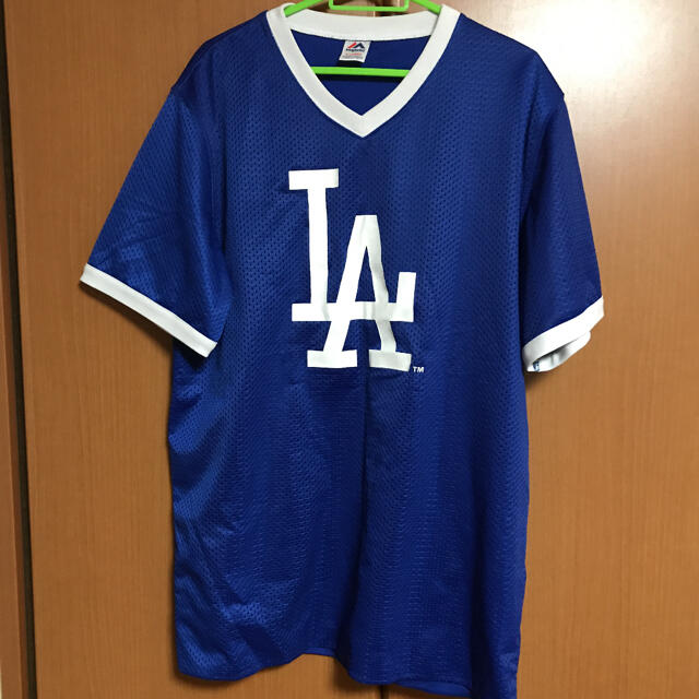 Majestic(マジェスティック)のmajestic製　LA フットボールシャツ　XL メンズのトップス(Tシャツ/カットソー(半袖/袖なし))の商品写真