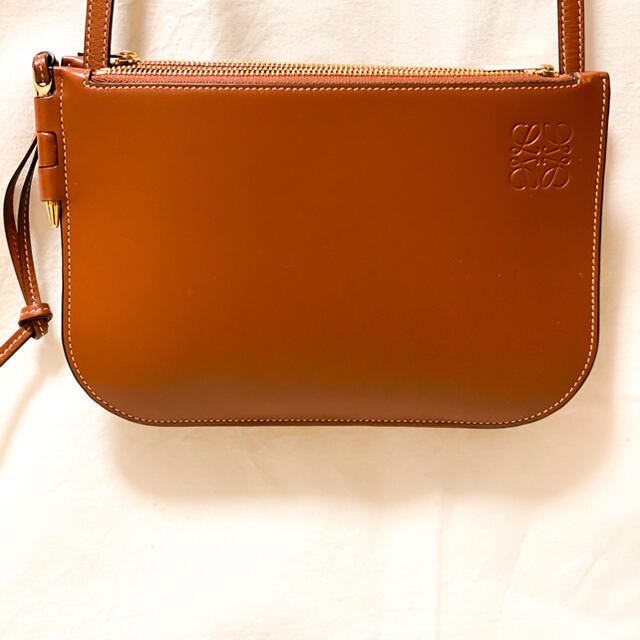 特別価格 LOEWE ゲートダブルジップポーチ LOEWE - ショルダーバッグ