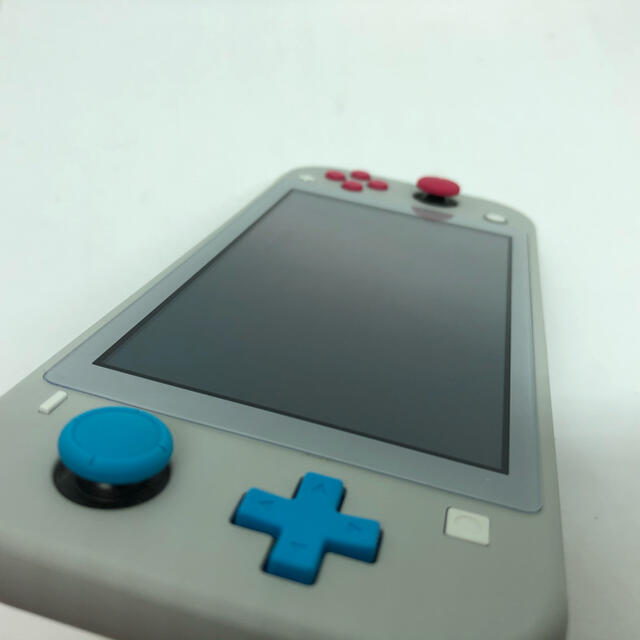 Nintendo Switch(ニンテンドースイッチ)のSwitch Lite （ザシアン・ザマゼンタ）本体 エンタメ/ホビーのゲームソフト/ゲーム機本体(携帯用ゲーム機本体)の商品写真