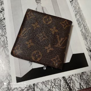 ルイヴィトン(LOUIS VUITTON)の１０万円（新品時の参考価格）ルイヴィトン　折財布💖(財布)