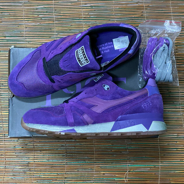 DIADORA(ディアドラ)の30 DIADORA RAEKWON N9000 PURPLE TAPE メンズの靴/シューズ(スニーカー)の商品写真