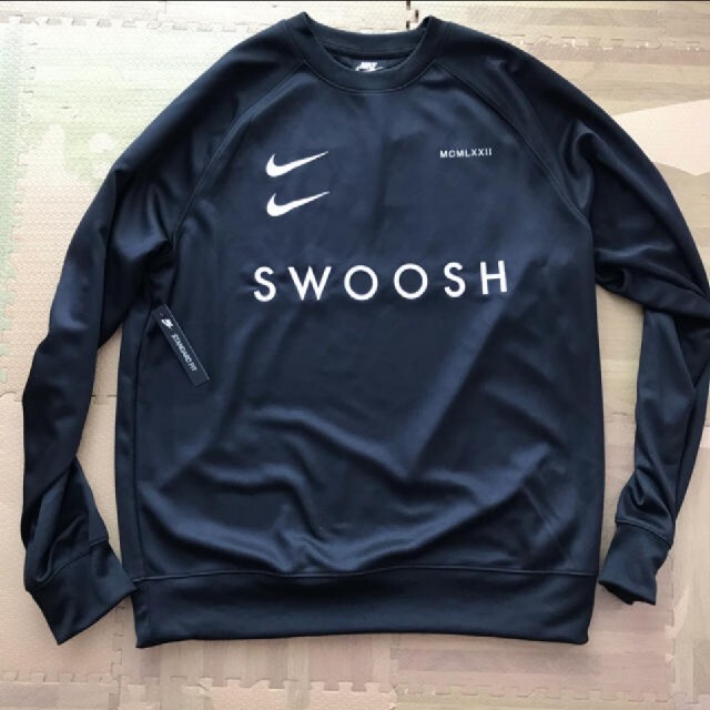 NIKE(ナイキ)の完売、Lサイズ　NIKE SWOOSH メンズのトップス(Tシャツ/カットソー(七分/長袖))の商品写真