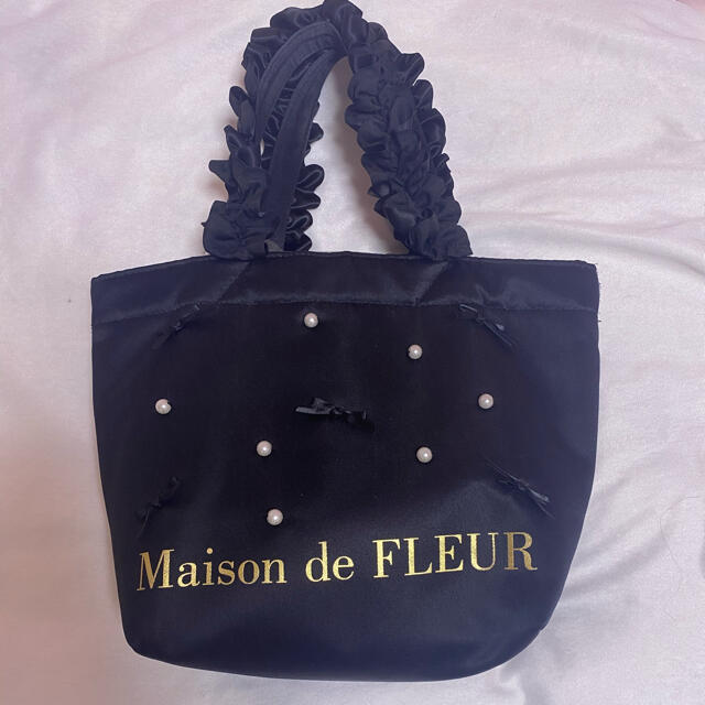 Maison de FLEUR(メゾンドフルール)のMaison de FLEUR レディースのバッグ(トートバッグ)の商品写真