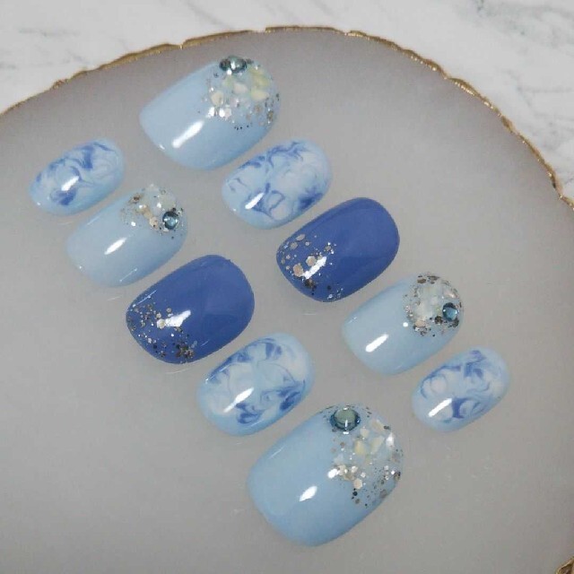 No 33 ジェルネイルチップ ミルキーブルー ブルー ホワイト マーブルネイルの通販 By よっちnail チップ サイズ変更ok ラクマ No 33 ジェルネイルチップ ミルキーブルー ブルー ホワイト マーブルネイルの通販 By よっちnail チップ サイズ変更ok ラクマ