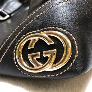 グッチ(Gucci)のGUCCI ハンドバッグ レザー BLK(ハンドバッグ)