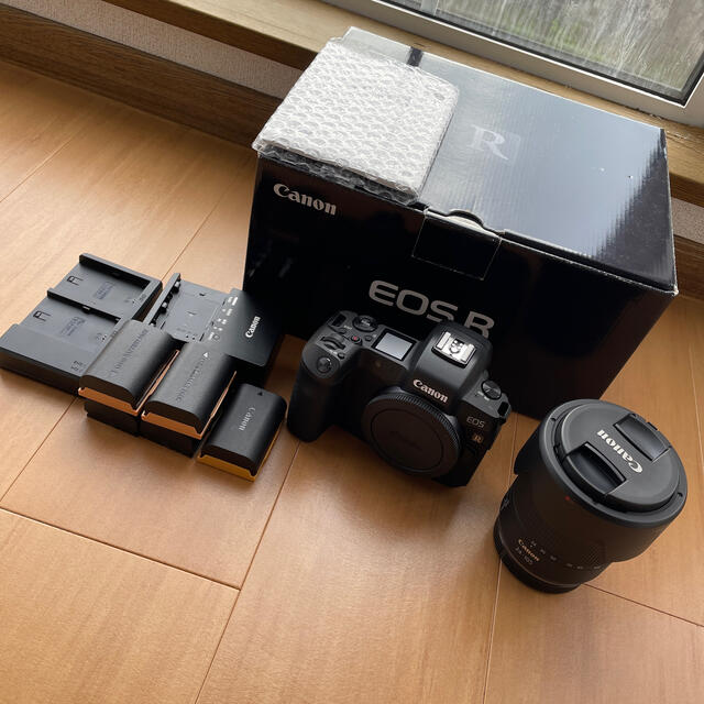 Canon EF-M 22mm F2 STM 単焦点レンズ Canon EF-M 22mm F2 STM 単焦点レンズ