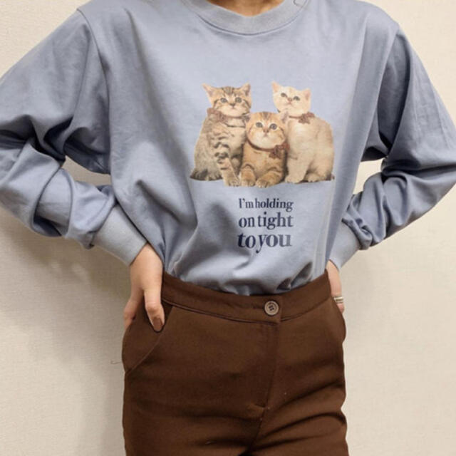 Lochie(ロキエ)のTreat ürself 猫T 青 レディースのトップス(Tシャツ(長袖/七分))の商品写真