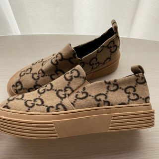 ザラ(ZARA)のスリッポンシューズ24cm(スリッポン/モカシン)