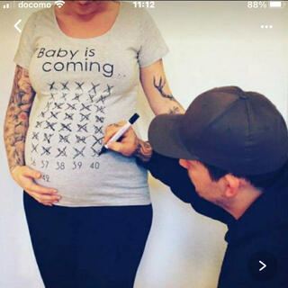 Baby is coming Tシャツ　マタニティー(マタニティトップス)