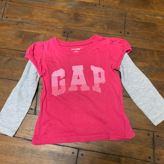babyGAP(ベビーギャップ)のbaby gap 90 重ね着風ロンT 女の子 キッズ/ベビー/マタニティのキッズ服女の子用(90cm~)(Tシャツ/カットソー)の商品写真
