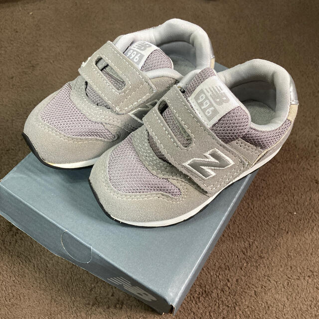 New Balance(ニューバランス)のnew balance iz996cgy スニーカー 13センチ キッズ/ベビー/マタニティのベビー靴/シューズ(~14cm)(スニーカー)の商品写真