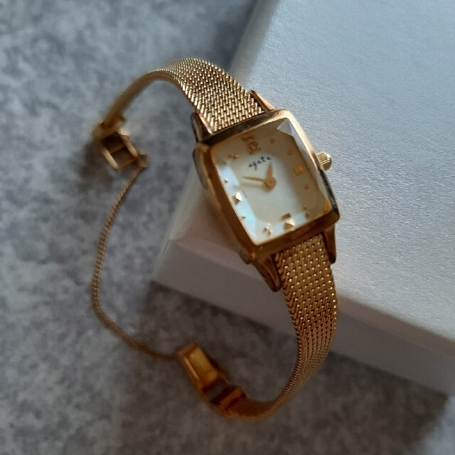 腕時計　agate　ゴールド