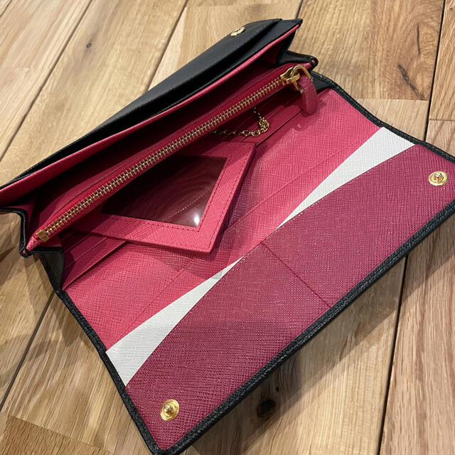 PRADA 長財布 サフィアーノ　黒