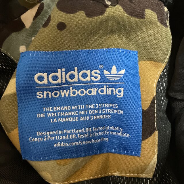 adidas(アディダス)のアディダス　スノーボード　adidas snowboarding 国母　即日発送 スポーツ/アウトドアのスノーボード(ウエア/装備)の商品写真