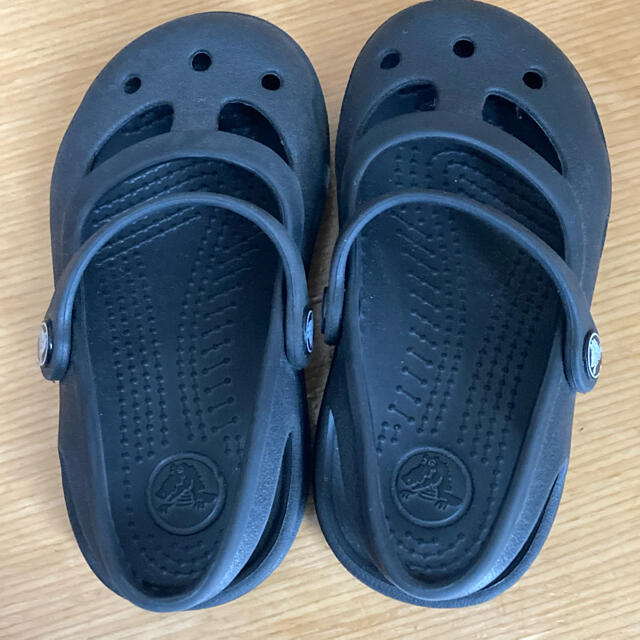 crocs(クロックス)のクロックス サンダル C7  15 キッズ/ベビー/マタニティのキッズ靴/シューズ(15cm~)(サンダル)の商品写真