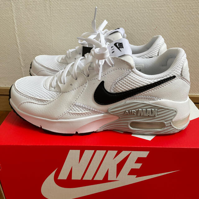 NIKE エアマックス　エクシー　23.0