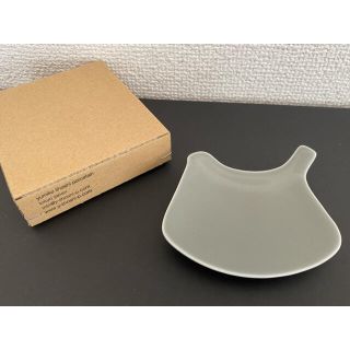 イイホシユミコ　トリプレート　有田限定色グレー(食器)