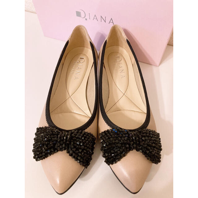 DIANA(ダイアナ)のHana様専用　未使用 DIANA ダイアナ フラット パンプス 23.5cm レディースの靴/シューズ(バレエシューズ)の商品写真