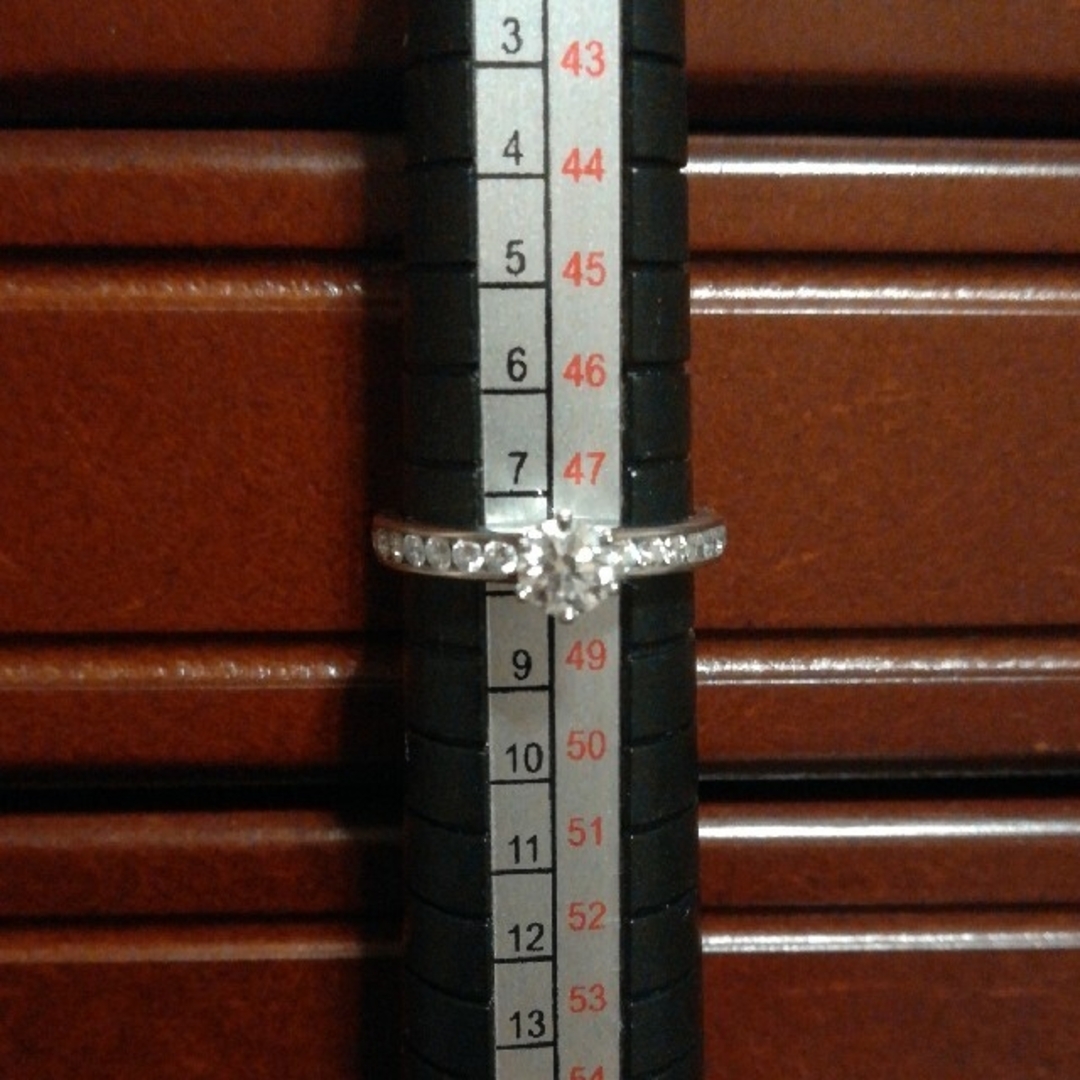 Tiffany & Co.(ティファニー)のティファニー ダイヤモンド0.33ct チャネル バンドリング レディースのアクセサリー(リング(指輪))の商品写真
