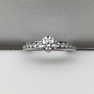 ティファニー(Tiffany & Co.)のティファニー ダイヤモンド0.33ct チャネル バンドリング(リング(指輪))