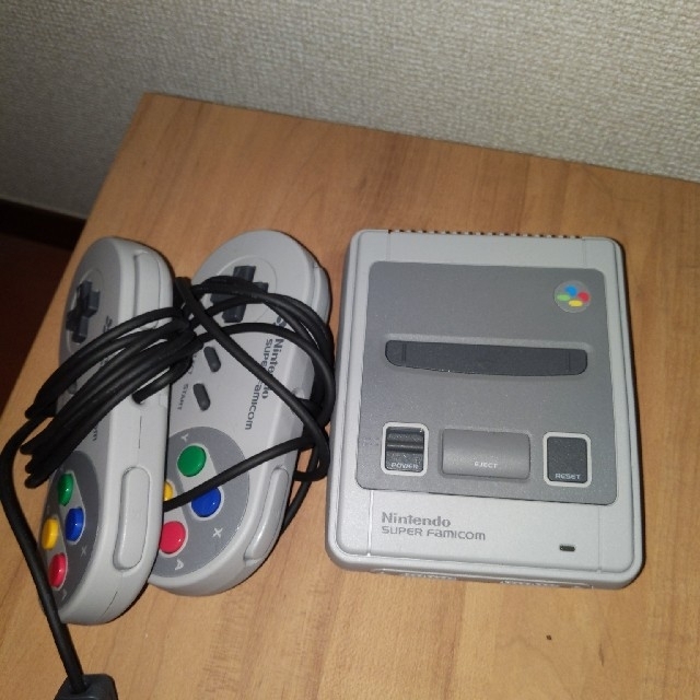 ニンテンドークラシックミニ スーパーファミコン ACアダプタ付きスーパーファミコンミニ