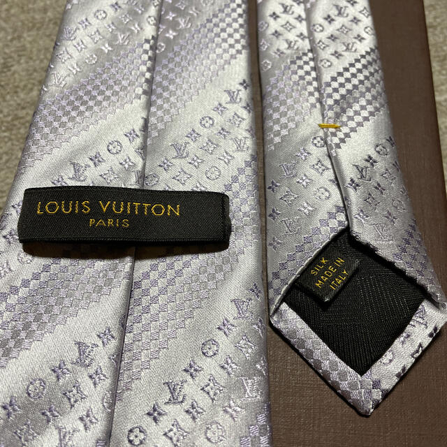 LOUIS VUITTON(ルイヴィトン)の Louis Vuitton ルイ・ヴィトン ネクタイ メンズのファッション小物(ネクタイ)の商品写真