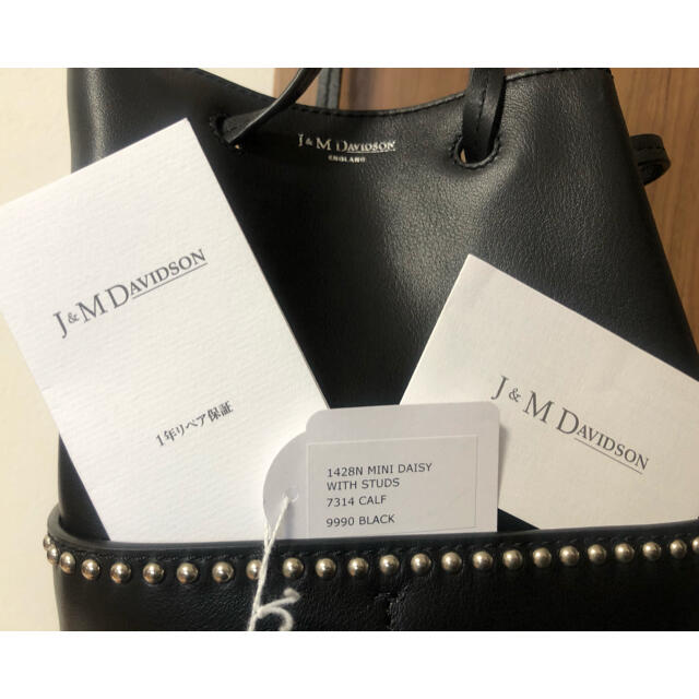 J&M DAVIDSON(ジェイアンドエムデヴィッドソン)の J&M DAVIDSON/J&M MINI DAISY WITH STUDS レディースのバッグ(ハンドバッグ)の商品写真