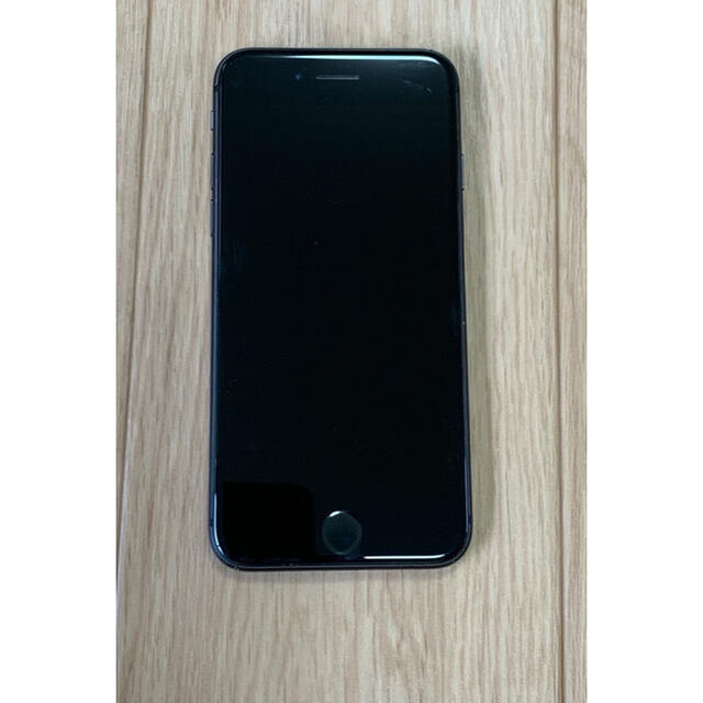iPhone(アイフォーン)のiPhone8 64GB スペースグレイ　SIMフリー　SIMロック解除 スマホ/家電/カメラのスマートフォン/携帯電話(スマートフォン本体)の商品写真