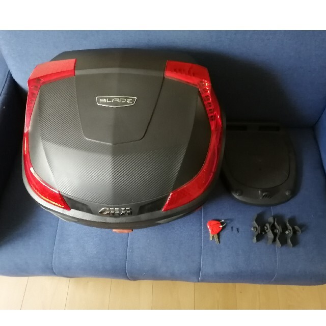 美品 GIVI ジビB37 37L 鍵2本リアボックス 付属品完備 ワンオーナー 自動車/バイクのバイク(装備/装具)の商品写真