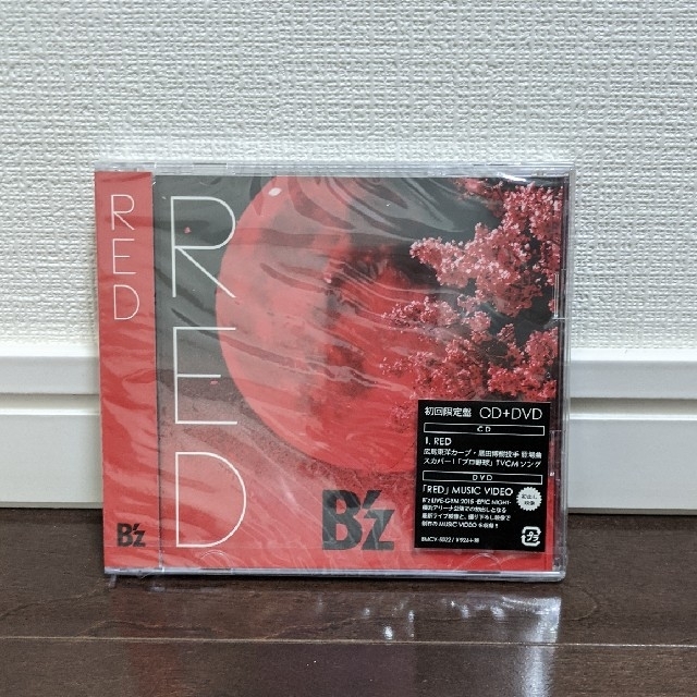 B'z RED【初回限定盤】(DVD付)　新品未開封 エンタメ/ホビーのCD(ポップス/ロック(邦楽))の商品写真