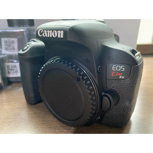 Canon(キヤノン)の🟥最終値下げ🟥Canon EOS kiss x9i SDHC付き スマホ/家電/カメラのカメラ(デジタル一眼)の商品写真