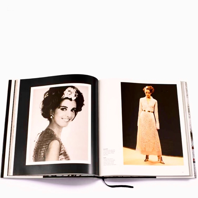 CHANEL(シャネル)のCHANEL ハードカバーブック BOOK 洋書  本インテリア エンタメ/ホビーの本(洋書)の商品写真