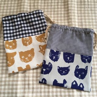 ねこ柄巾着セット(外出用品)