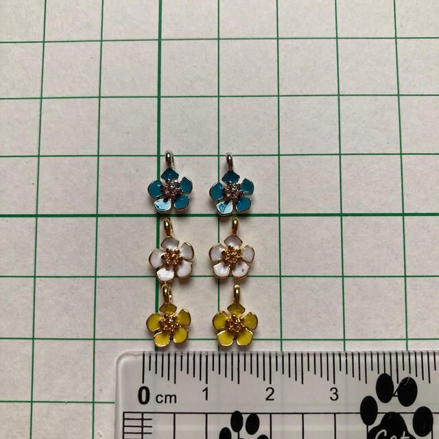 貴和製作所(キワセイサクジョ)のチャームフラワー ハンドメイドの素材/材料(各種パーツ)の商品写真