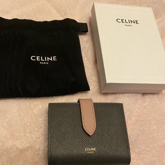 celine(セリーヌ)のスモール ストラップウォレット / バイカラー グレインドカーフスキン レディースのファッション小物(財布)の商品写真