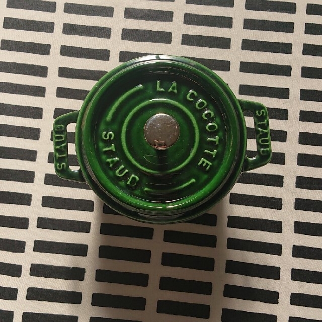 staub バジルグリーン 10cm \半額SALE/ www.gold-and-wood.com