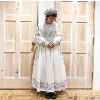 新品未使用 TSUHARU ルクア6周年限定 花刺繍切替 ワンピース | www