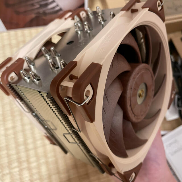 Noctua NH-U12A 120mm シングルタワー CPUクーラー (ブラック) - 4