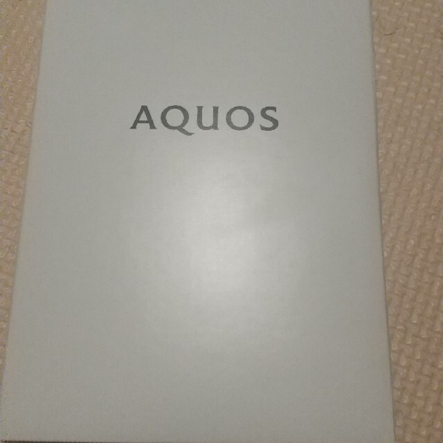 AQUOS　sense4 lite　シルバー