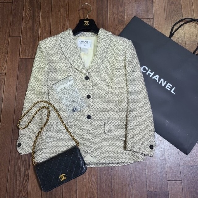 2024?新作】 CHANEL - スーツ ジャケット シャネルスーツ ツイード