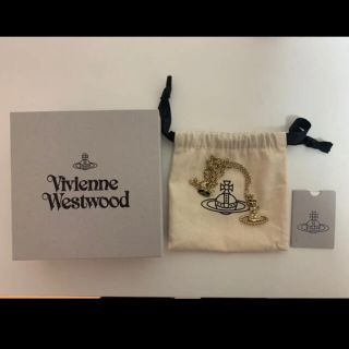 ヴィヴィアンウエストウッド(Vivienne Westwood)のヴィヴィアン　vivienne westwood ゴールドネックレス(ネックレス)