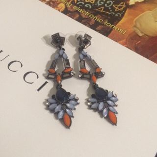 ザラ(ZARA)のZARAカラービジューピアス(ピアス)