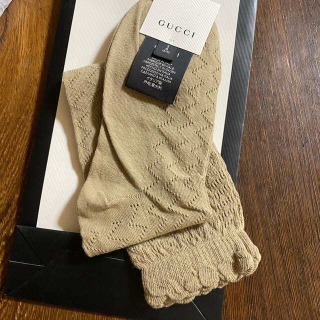 Gucci(グッチ)のGUCCI🌸ベージュソックスS🌸新品タグ付 レディースのレッグウェア(ソックス)の商品写真