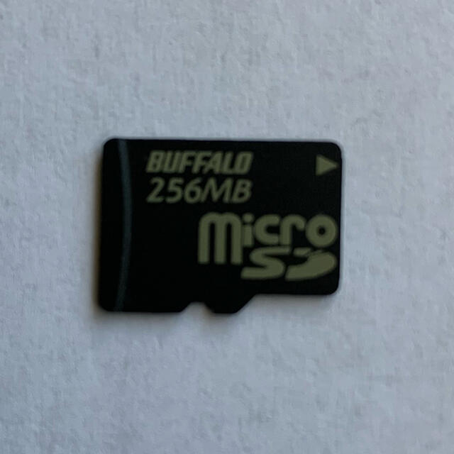 Buffalo(バッファロー)のバッファロー MicroSDカード 256MB スマホ/家電/カメラのスマホ/家電/カメラ その他(その他)の商品写真