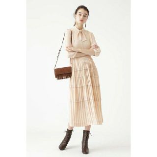 ジルスチュアート(JILLSTUART)のジルスチュアート アミボウタイプリーツワンピース ロング 0(ロングワンピース/マキシワンピース)