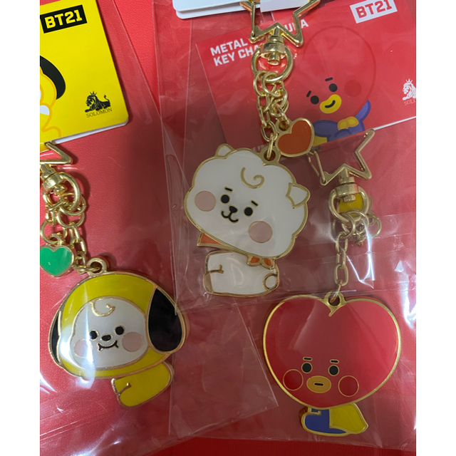 防弾少年団(BTS)(ボウダンショウネンダン)のBT21 キーホルダー　キーリング　TATA  エンタメ/ホビーのCD(K-POP/アジア)の商品写真