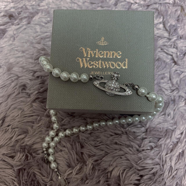 Vivienne Westwood(ヴィヴィアンウエストウッド)のヴィヴィアンウエストウッド　チョーカー　パール　ネックレス レディースのアクセサリー(ネックレス)の商品写真