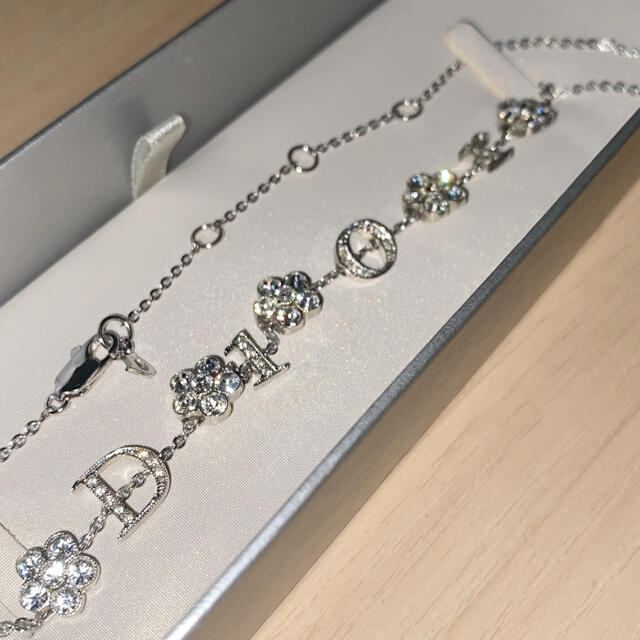 Dior(ディオール)のDior ロゴストーンネックレス(箱、保証書付き) レディースのアクセサリー(ネックレス)の商品写真