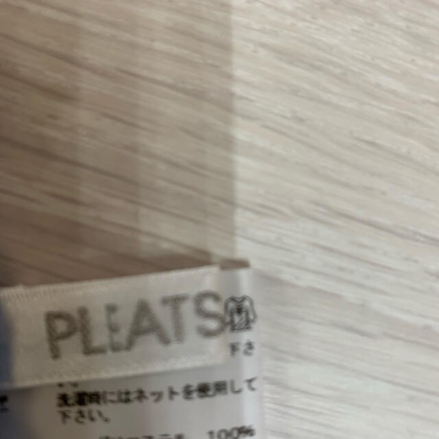 PLEATS PLEASE ISSEY MIYAKE(プリーツプリーズイッセイミヤケ)のイッセイミヤケプリーツ　ストール&ボレロ（062） レディースのファッション小物(マフラー/ショール)の商品写真