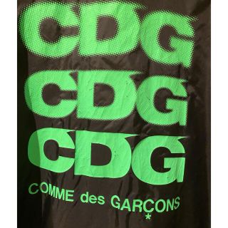 コムデギャルソン(COMME des GARCONS)のコムデギャルソン　CDGロゴ コーチジャケット(ナイロンジャケット)